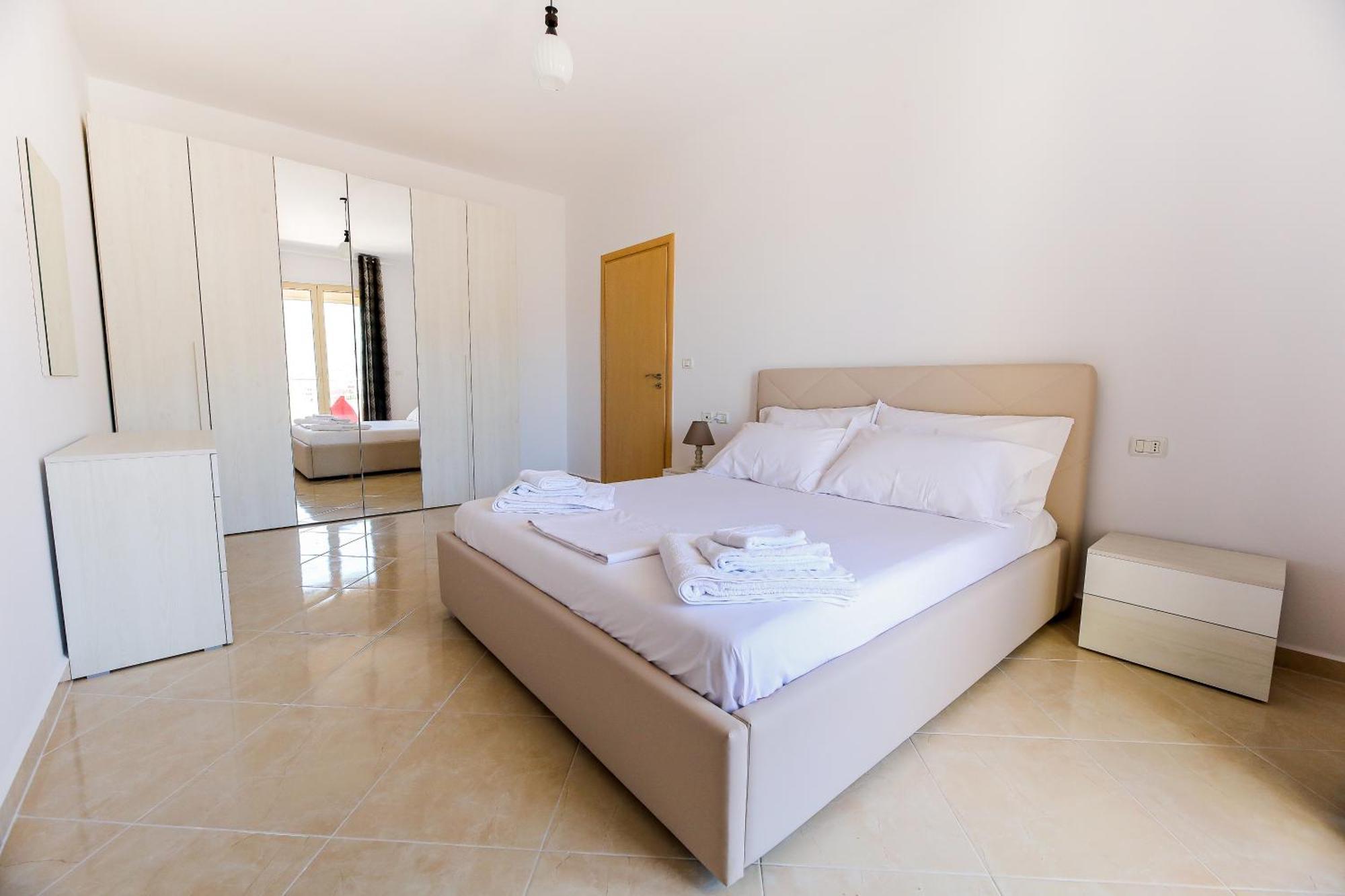 Sea Gem Apartment Vlorë Exterior foto